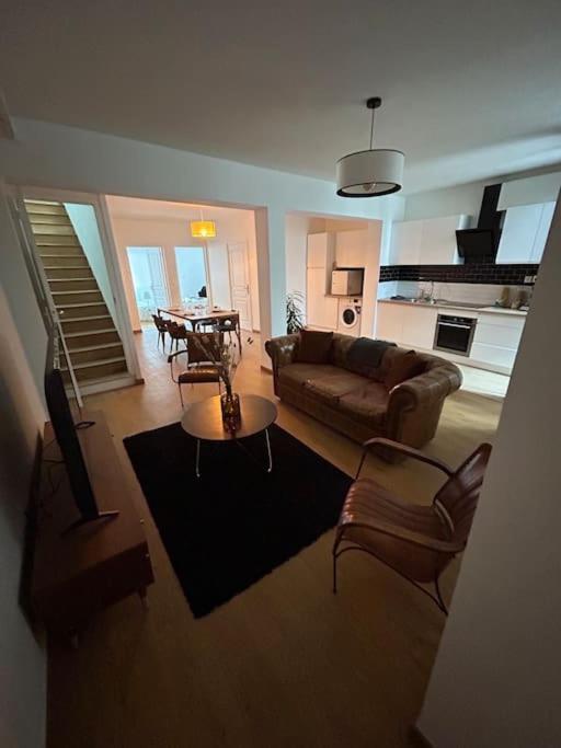 Grand Cru * Magnifique Duplex Au Coeur D'Epernay Apartment Luaran gambar
