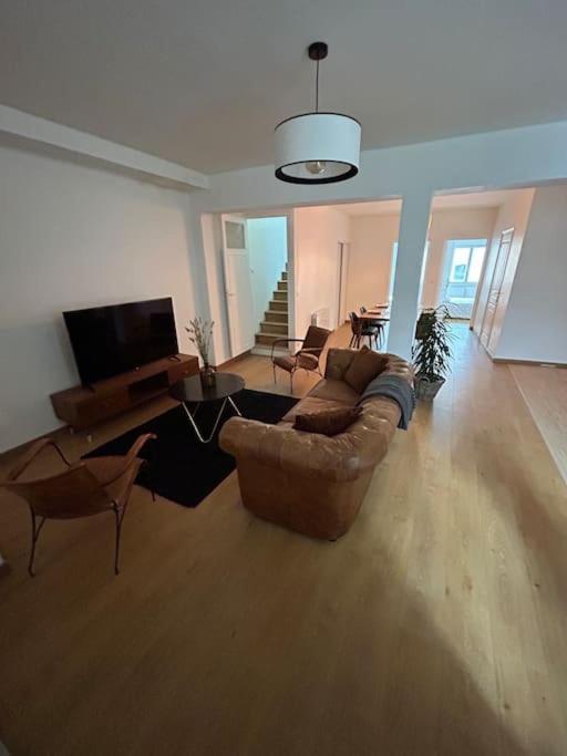 Grand Cru * Magnifique Duplex Au Coeur D'Epernay Apartment Luaran gambar
